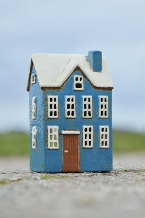 Casa Cerámica Porta Vela Azul Puerta Marrón - Imagen 2