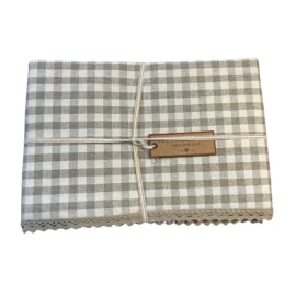 "Square White" Mantel Resinado c/Puntilla